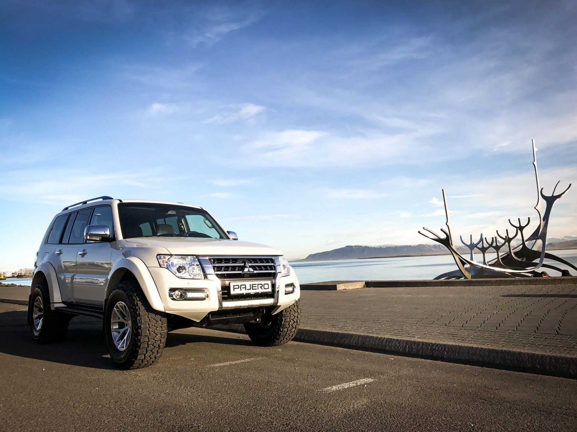 Vegna innköllunar á Takata öryggispúðum í Mitsubishi bílum