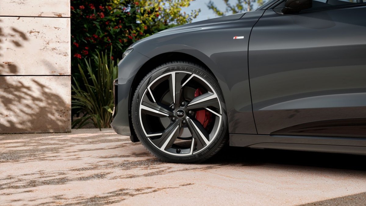 Audi A6 Avant e-tron quattro